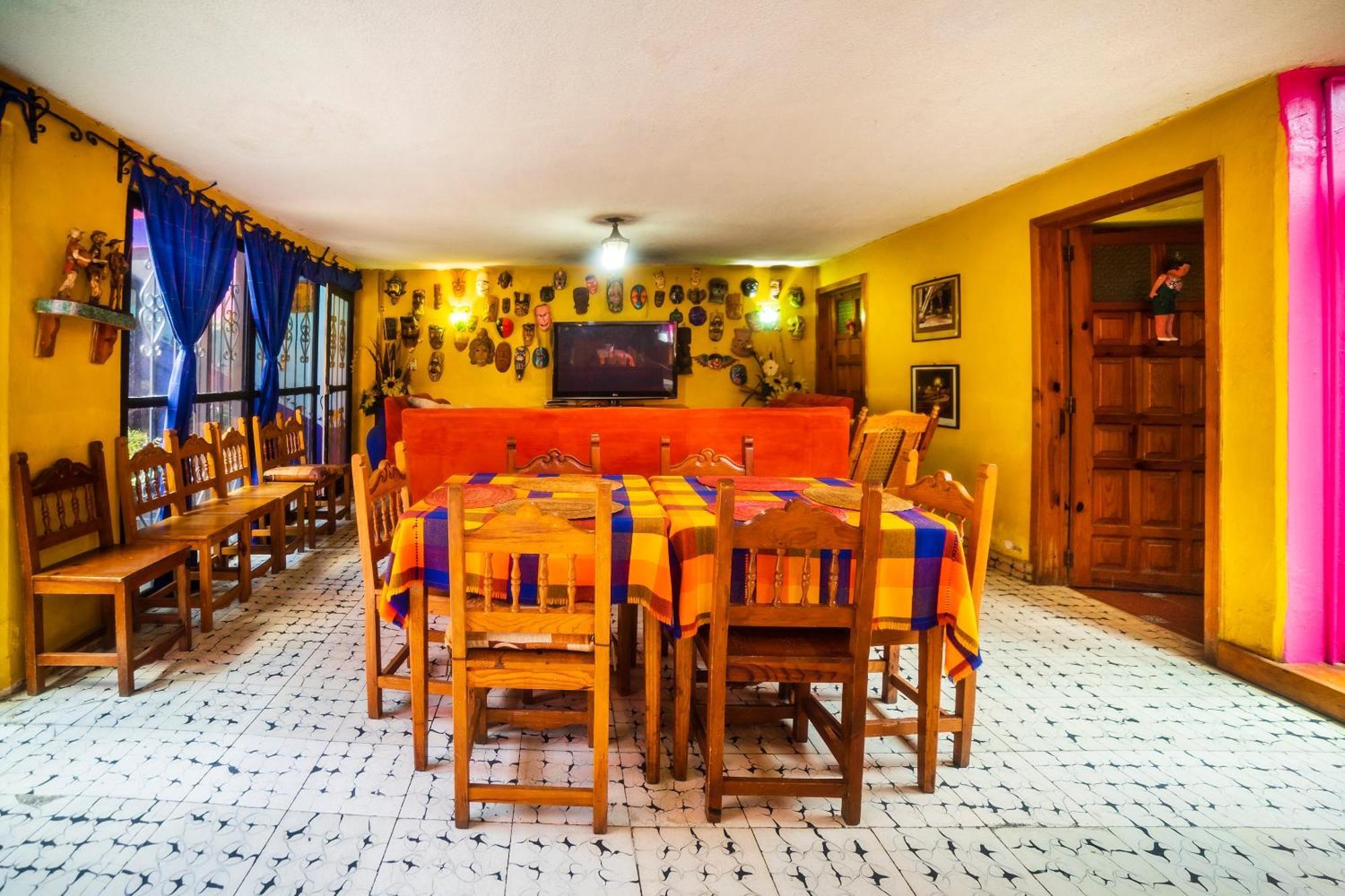 Oyo Hotel El Mineral, Tlalpujahua Екстер'єр фото
