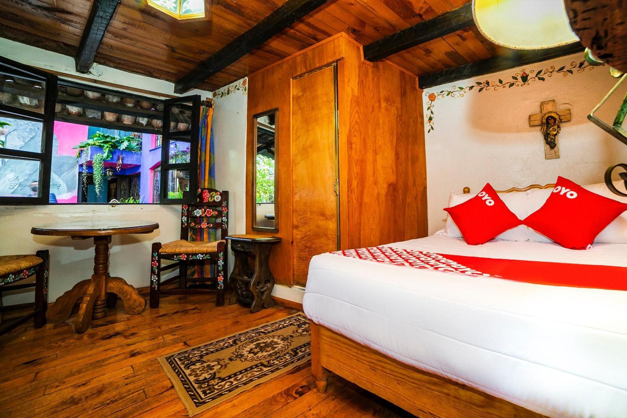 Oyo Hotel El Mineral, Tlalpujahua Екстер'єр фото